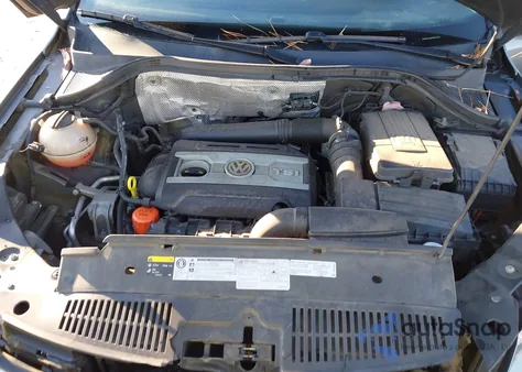 2017 Volkswagen Tiguan 2.0T/2.0T S z USA, uszkodzony, nr VIN WVGAV7AX9HK027672